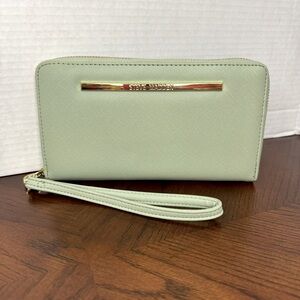 Steve Madden Wristlet